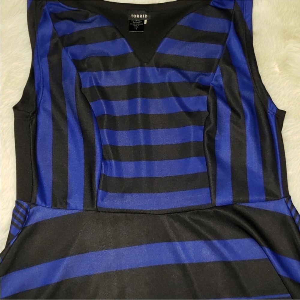 TORRID Plus Size Elegant Blue and Black Striped Midi Dress. EUC - Like New. - Picture 5 of 6
